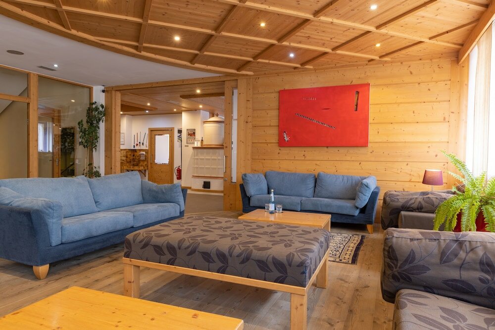 Фото Hotel Alpine Mugon