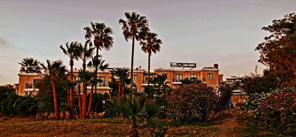 Фото Hilltop Gardens