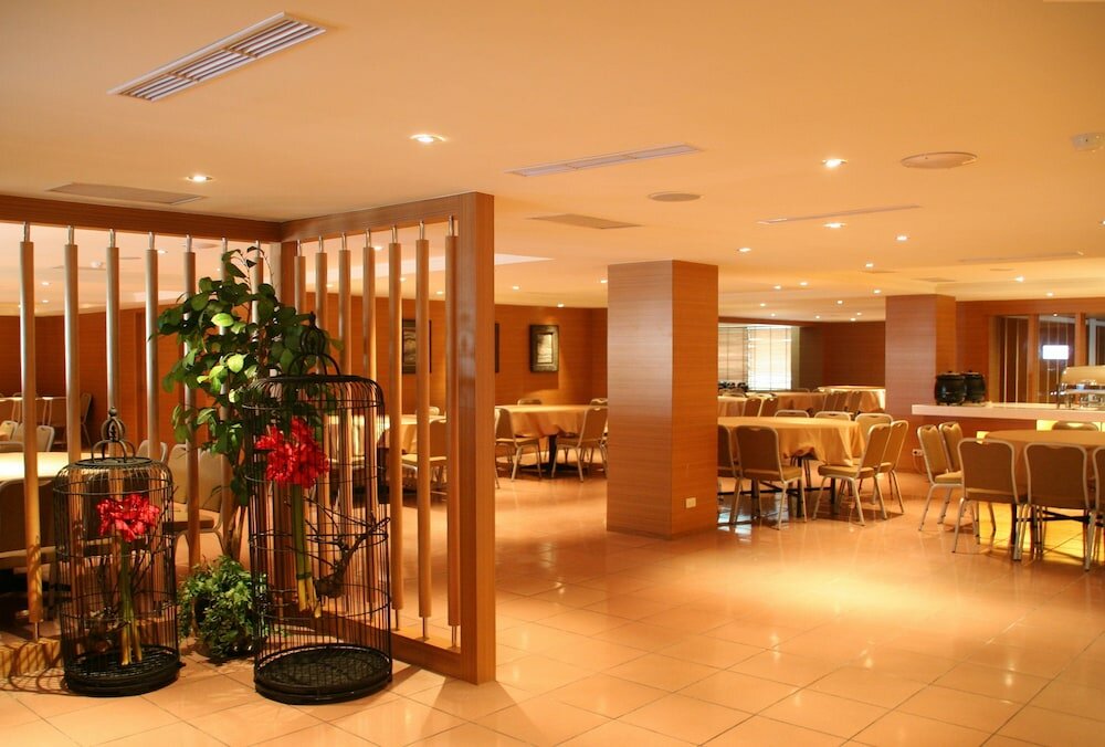 Фото Taitung Bali Suites Hotel