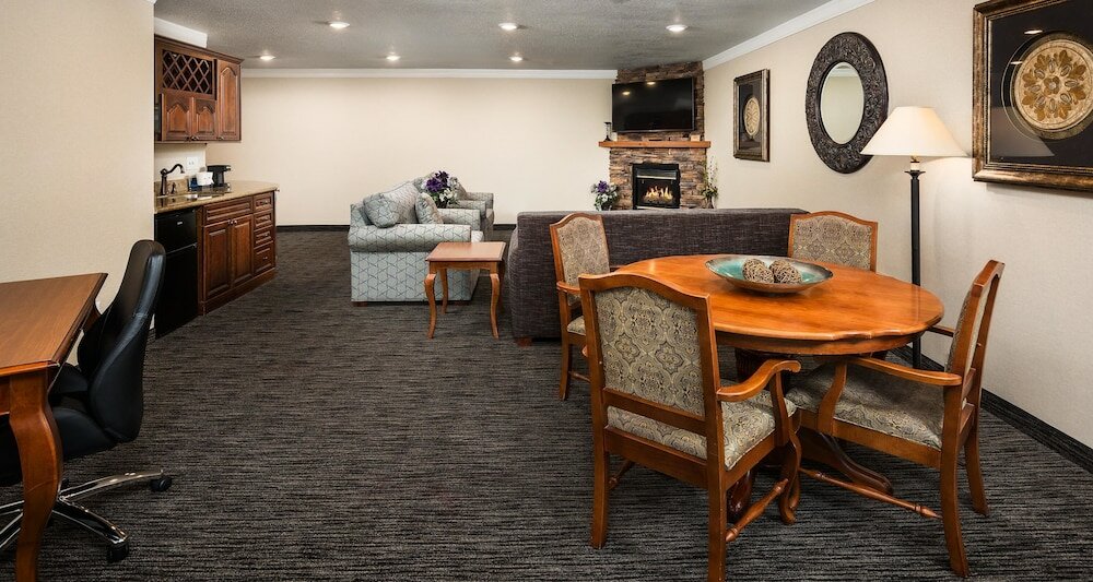 Фото Best Western Plus Landmark Inn