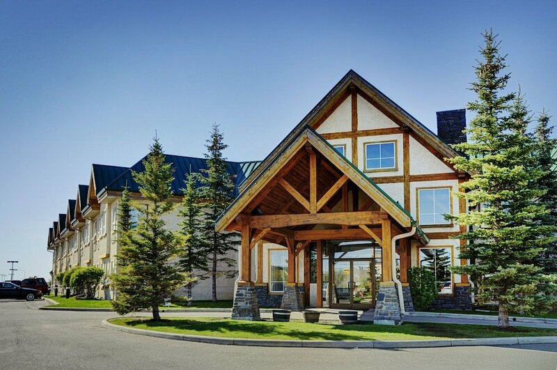Гостиница Lakeview Inn And Suites Okotoks