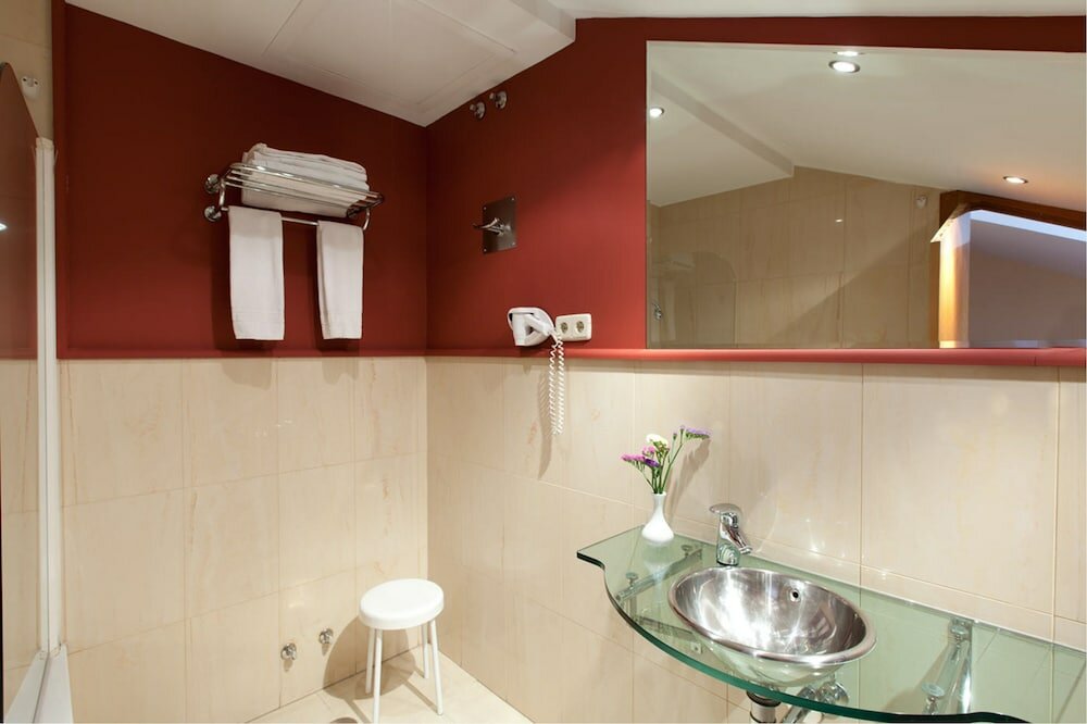 Фото Ateneo Hotel