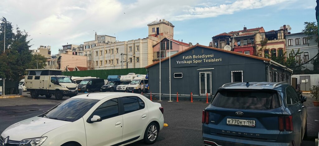 Sports center Fatih Municipality Yenikapi Sports Facilities, Istanbul, photo