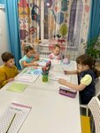 English Studio (posyolok Pridorozhny, mikrorayon Yuzhny Gorod, kvartal Yuzhny Gorod-1, Zemskaya Street, 21) ، دورات لغة أجنبية