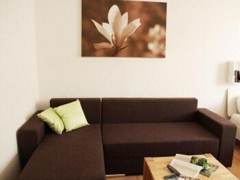 Фото CheckVienna – Apartment Inzersdorferstrasse