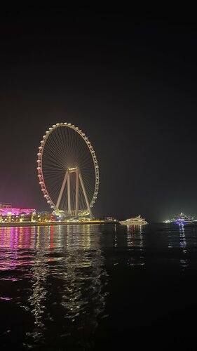 Хостел Berloga Capsule JBR в Дубае