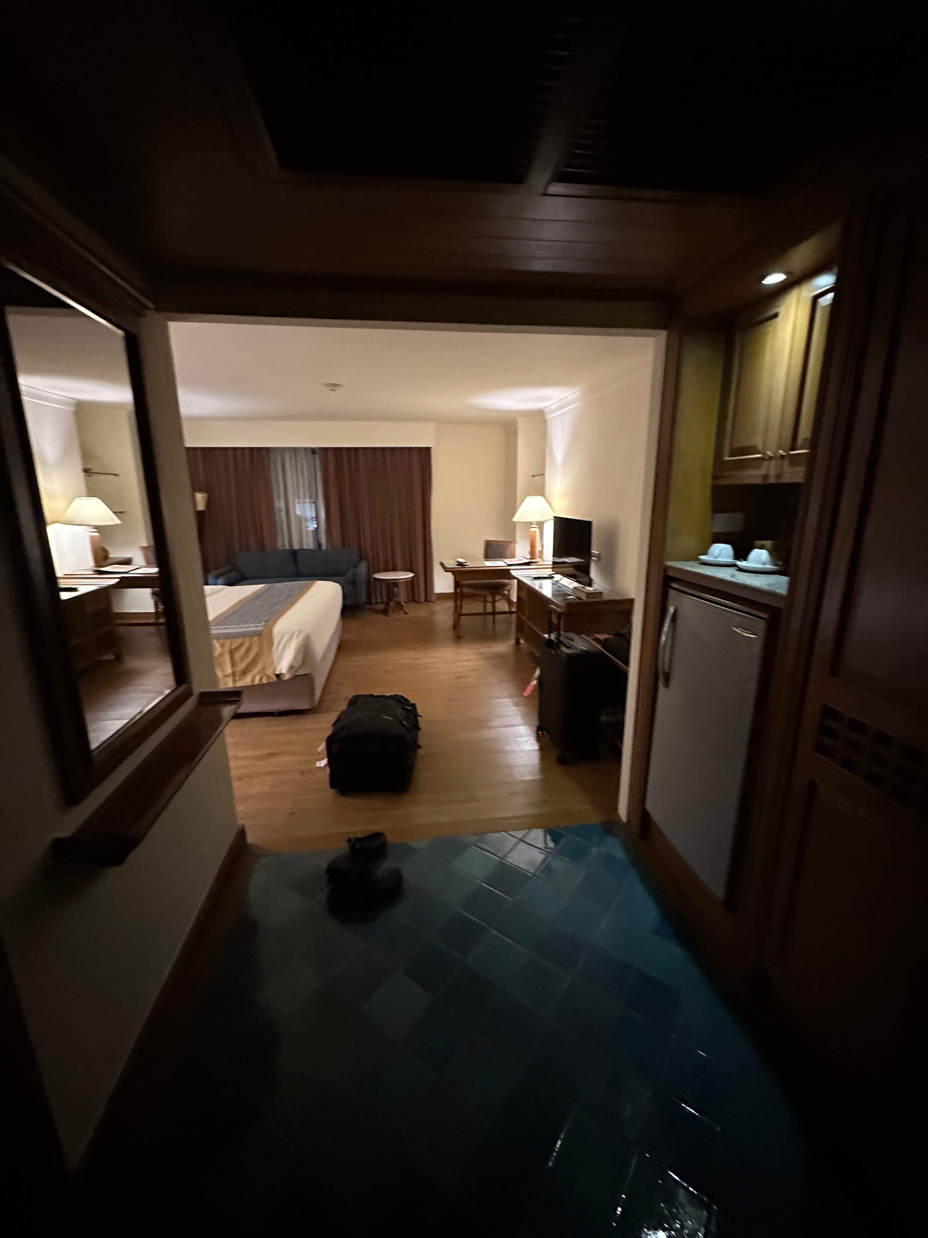 Фото Silom Serene Hotel