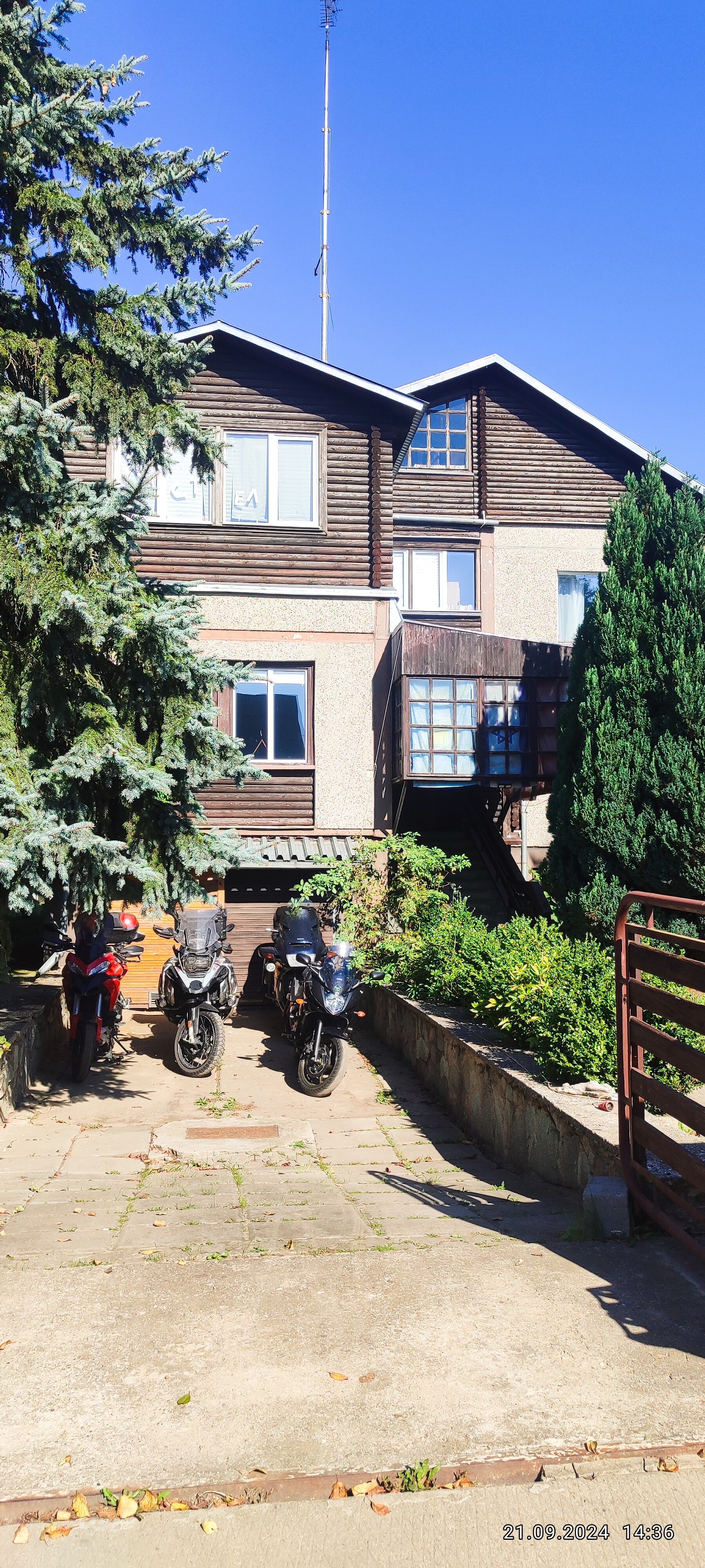 Фото Байкер и пустота