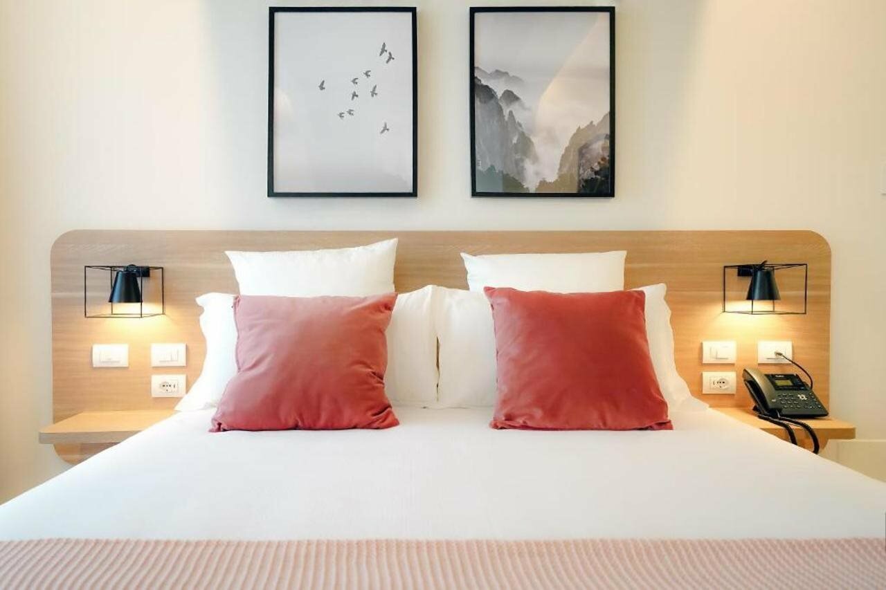 Фото Bergamo Inn 15