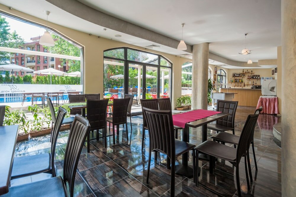 Фото Mariner's Suites