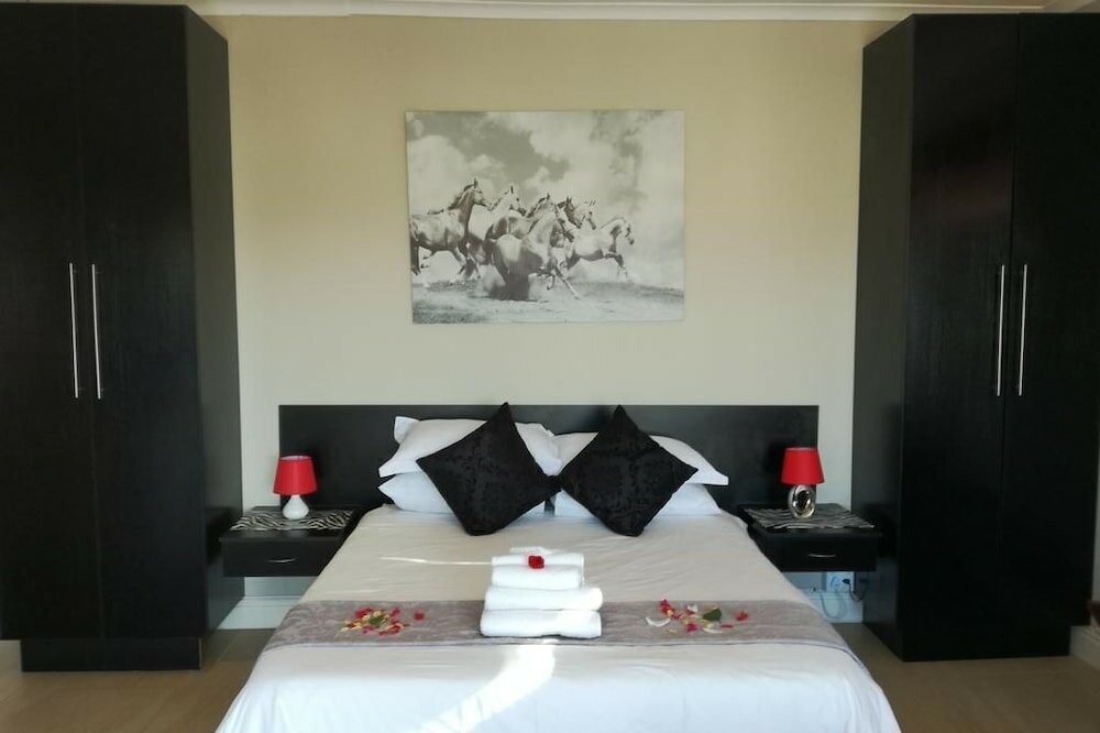 Фото King Guest Lodge