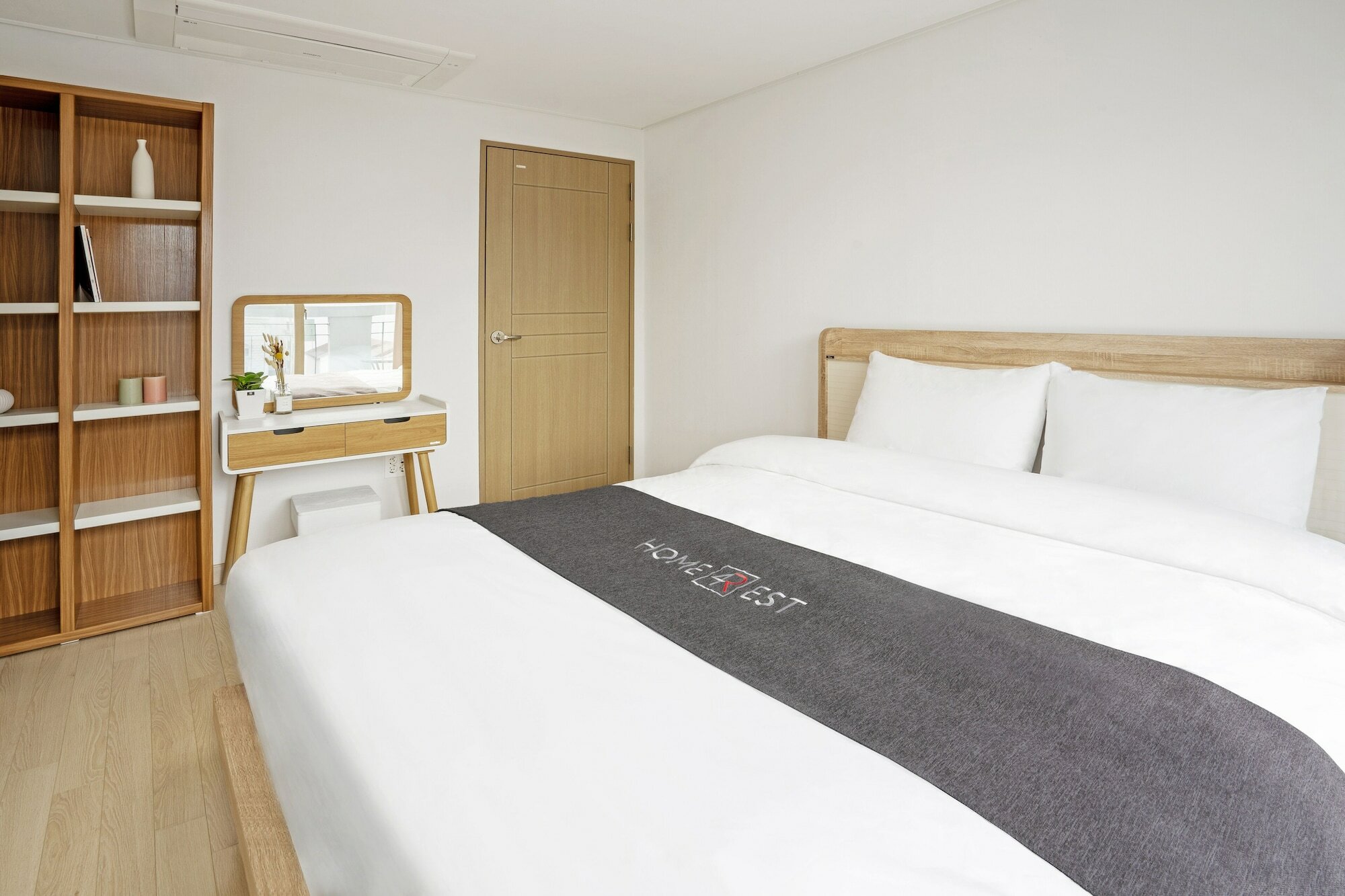 Фото Home Fourest Residence Hotel