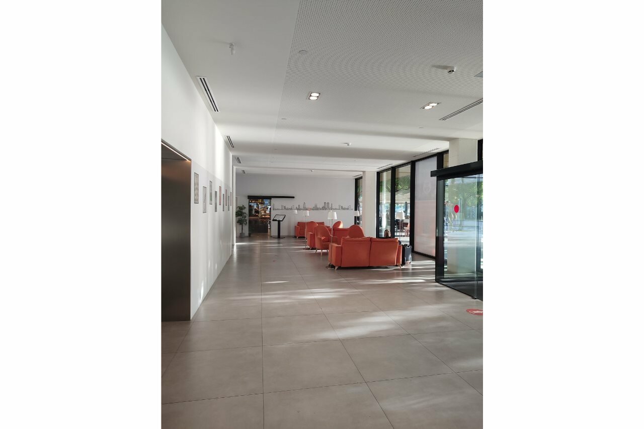 Фото EasyHotel Barcelona Fira