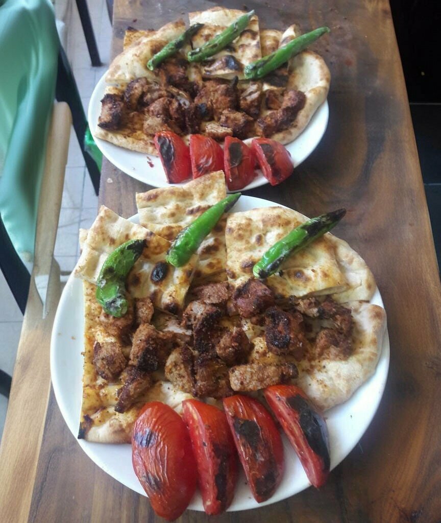 Cafe Oz Besler, Bor, photo