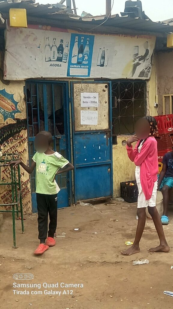 Grocery Cantina, Loanda, photo