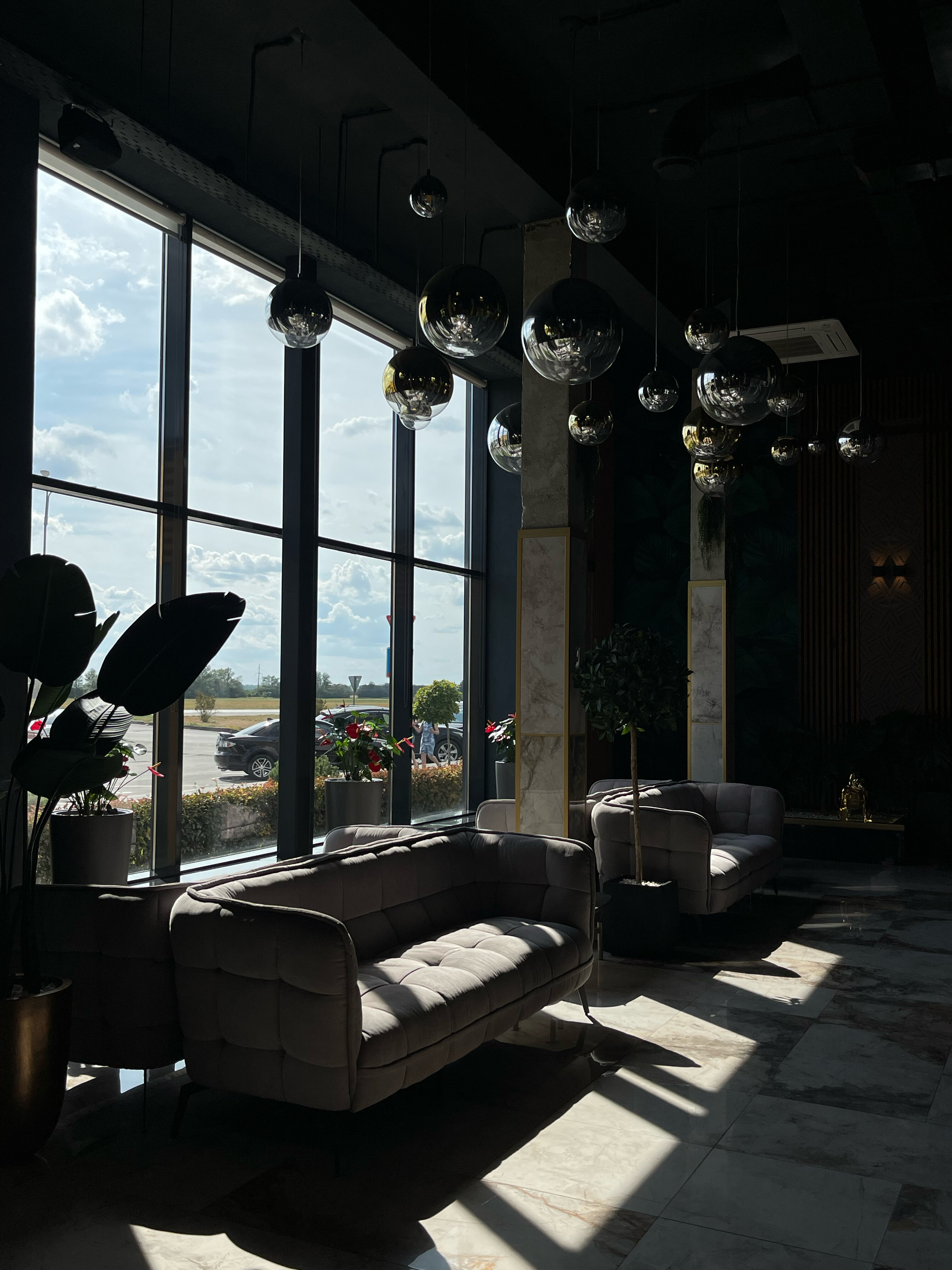 Фото Romanovo Hotel