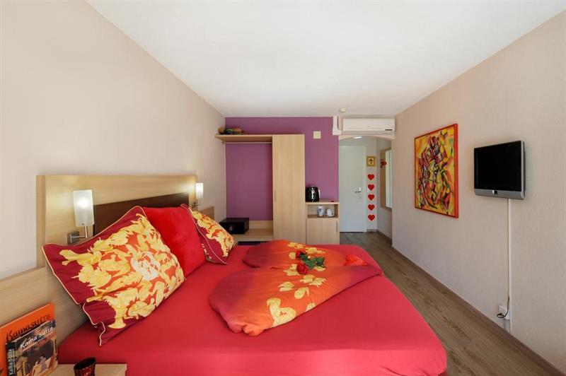 Фото Hotel Derby Interlaken - Action & Relax Hub