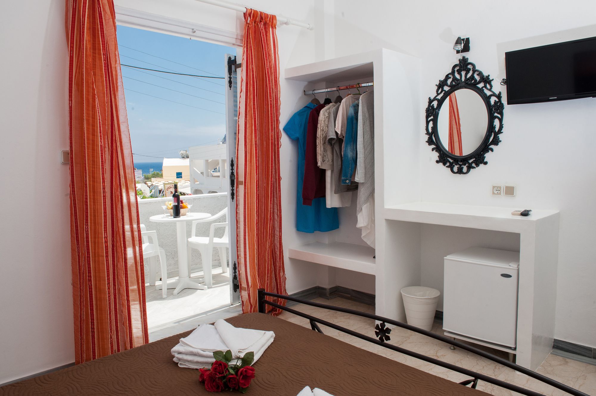 Фото Join Us Low Cost Rooms