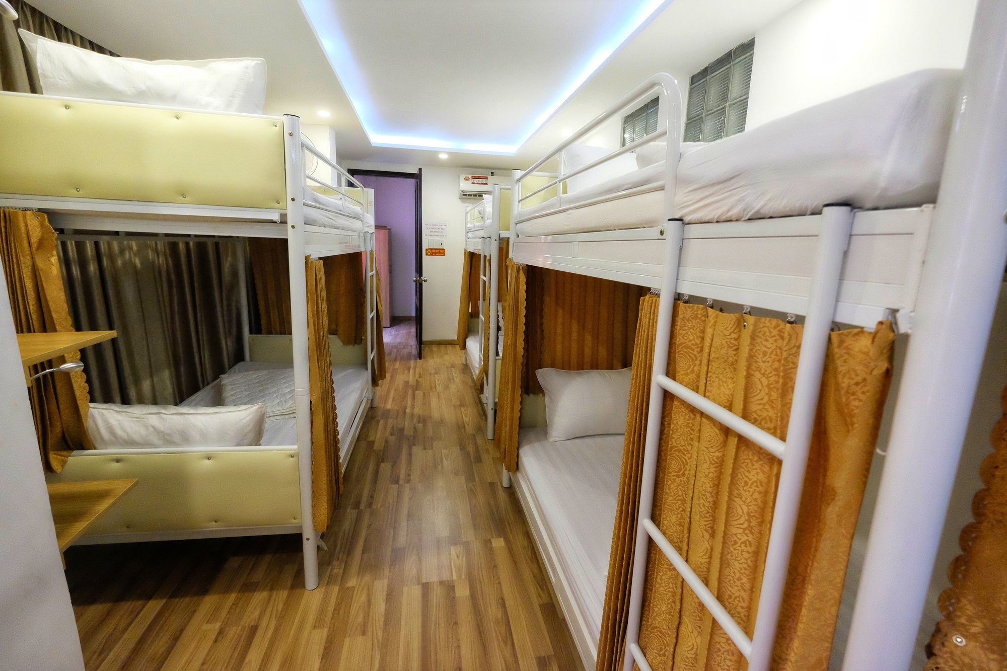 Фото City Backpackers Hostel