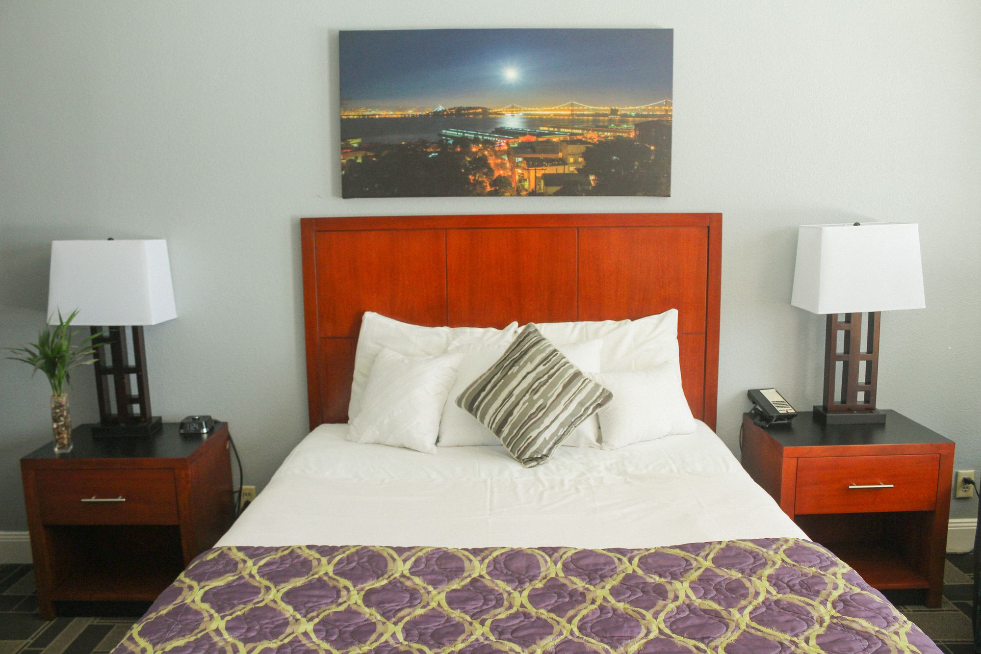 Фото Bay Bridge Inn