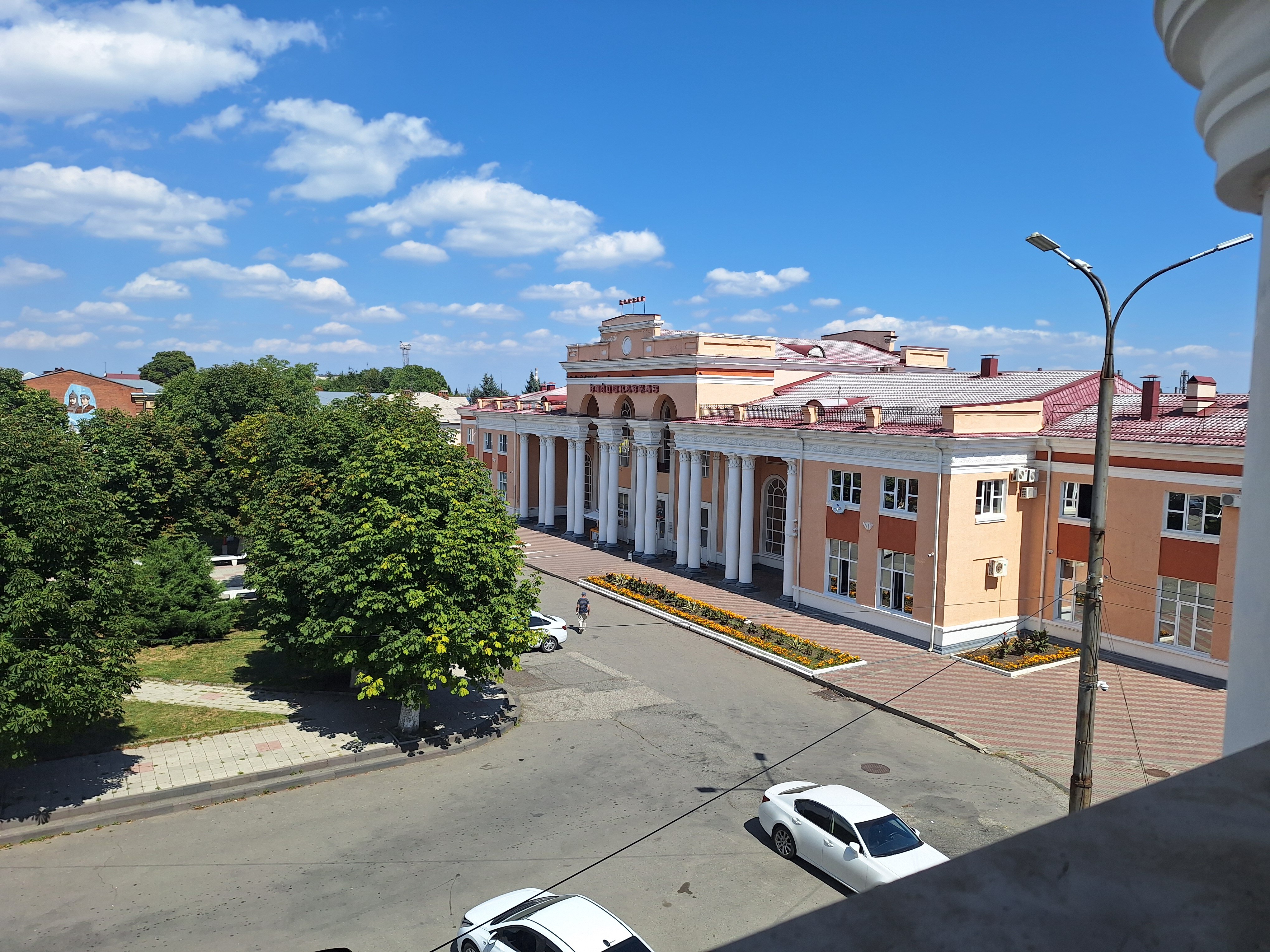 Фото Кадгарон