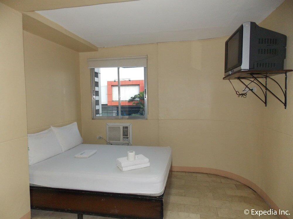 Фото Gv Hotels Talisay City