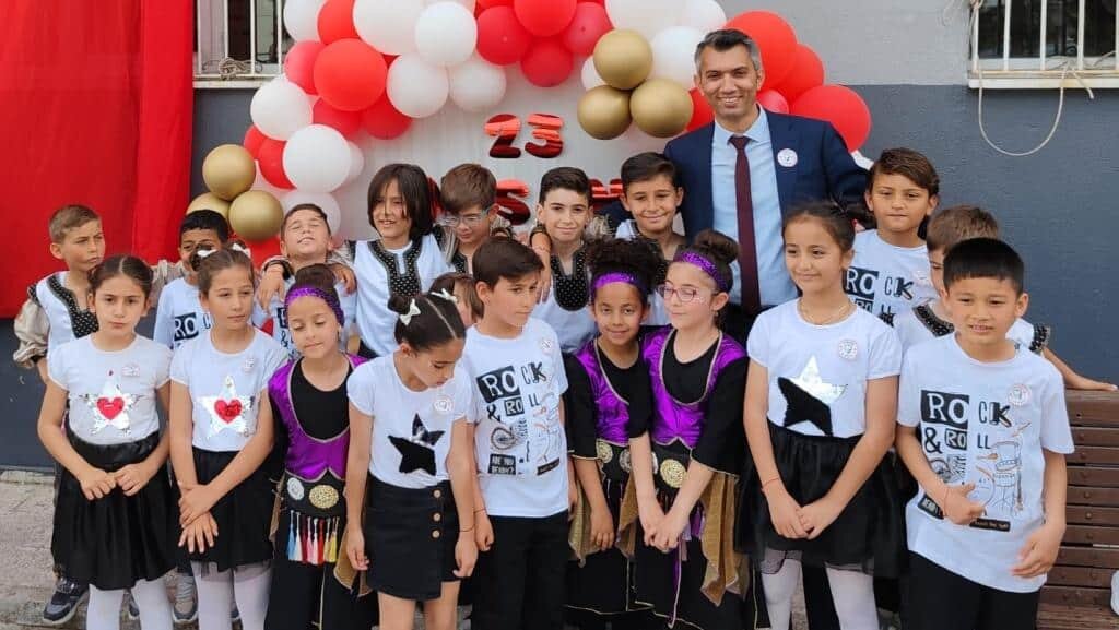 Primary school Martyr Bulent Yanpala Primary School, Aliaga, photo