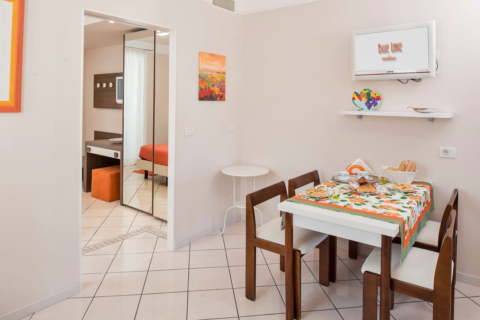 Фото Blue Lake Residence