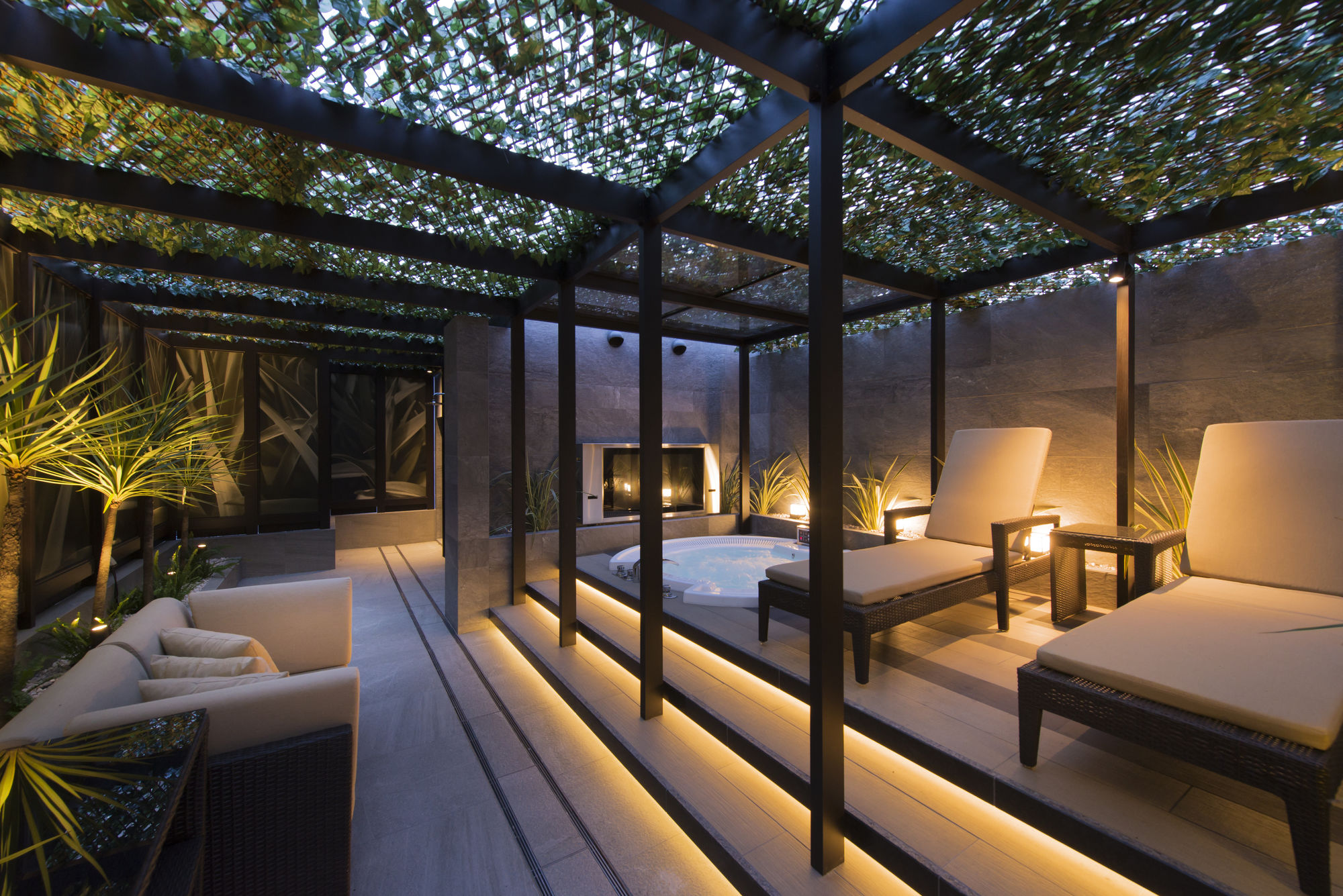 Фото MeguroHolic Hotel