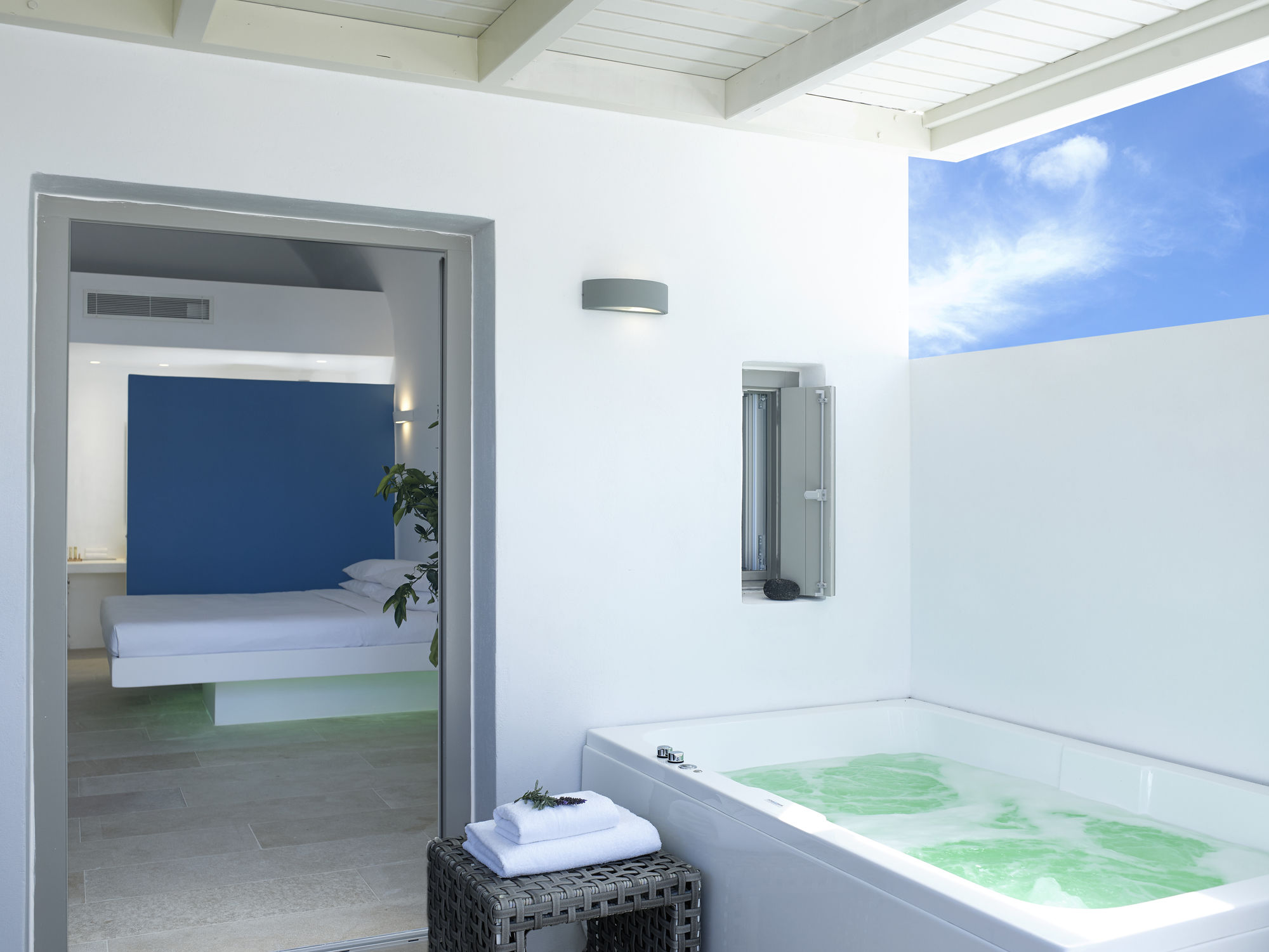 Фото Aurora Luxury Suites