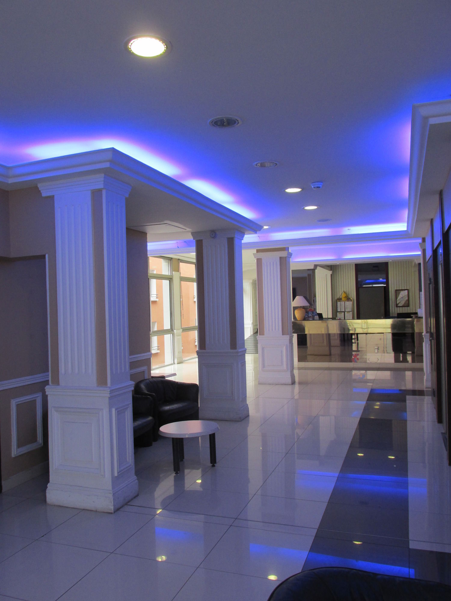 Фото Hôtel Estival Arriel