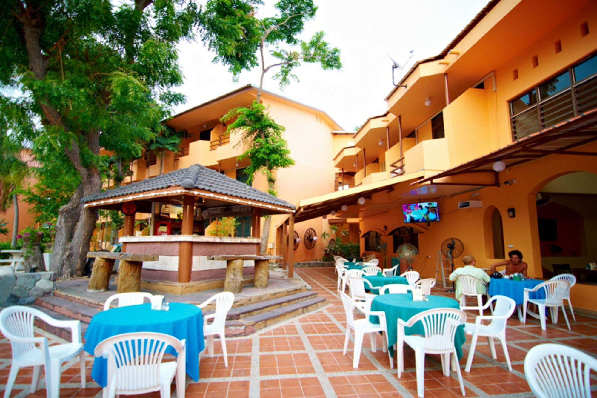 Фото Peace Resort Pattaya