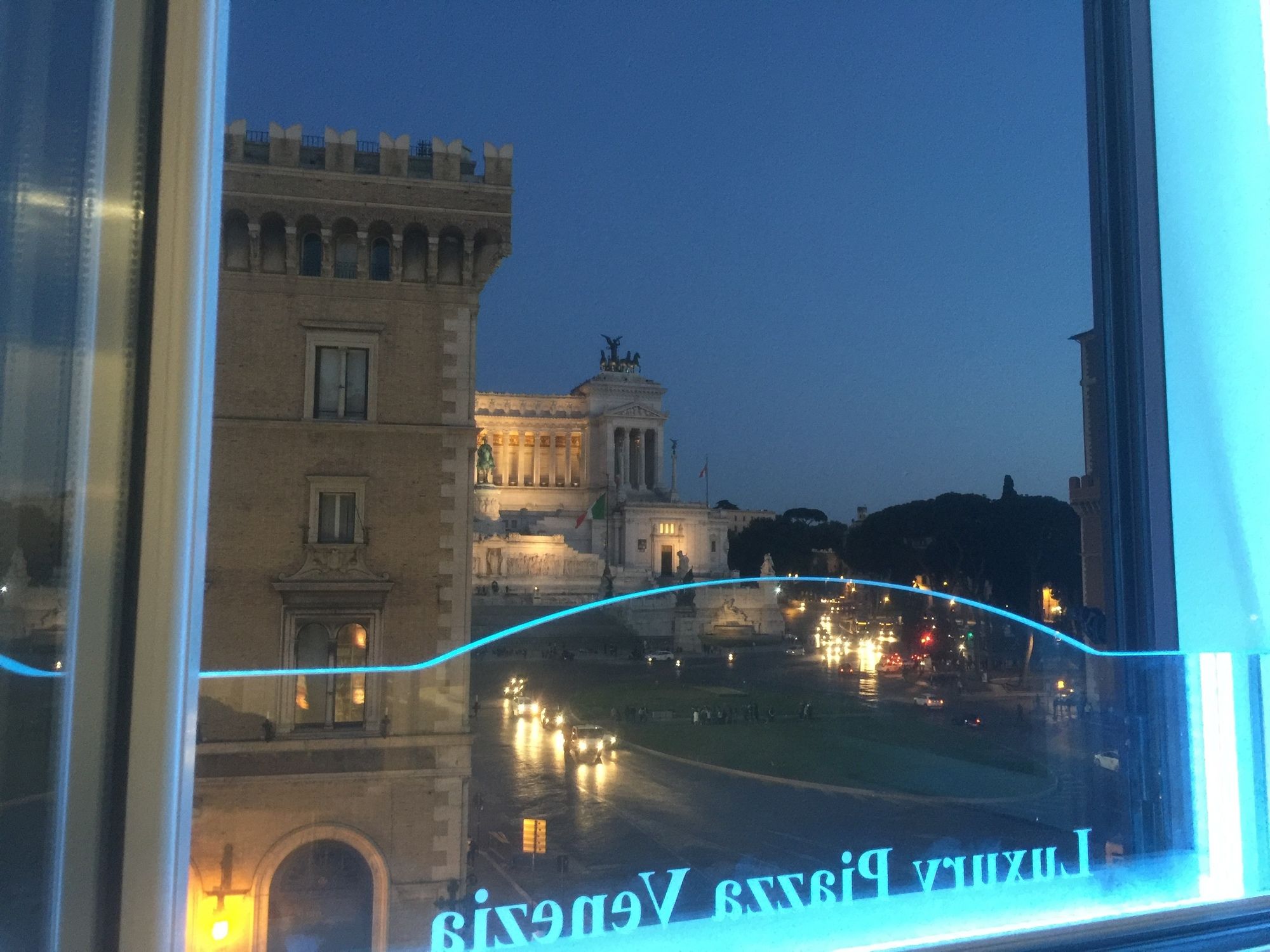 Фото Rental In Rome Piazza Venezia View Luxury Apartment B