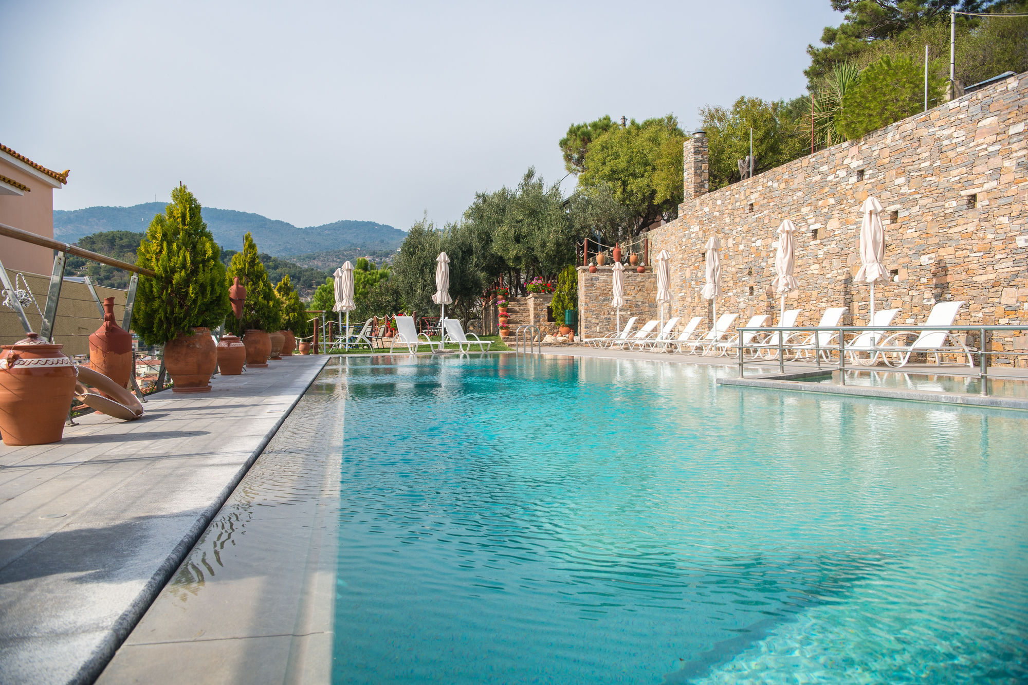 Фото Maria Plomari Apartments