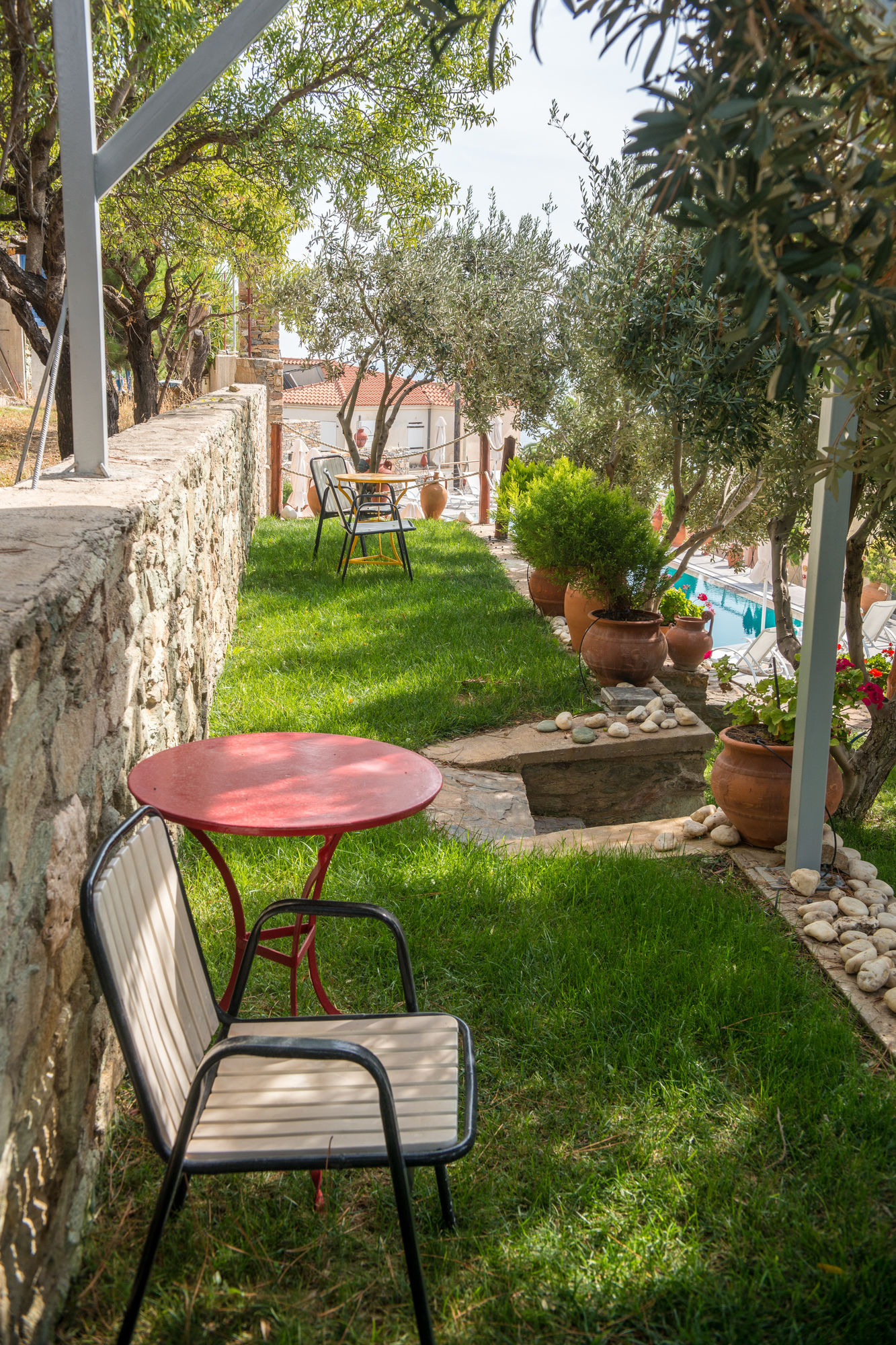 Фото Maria Plomari Apartments