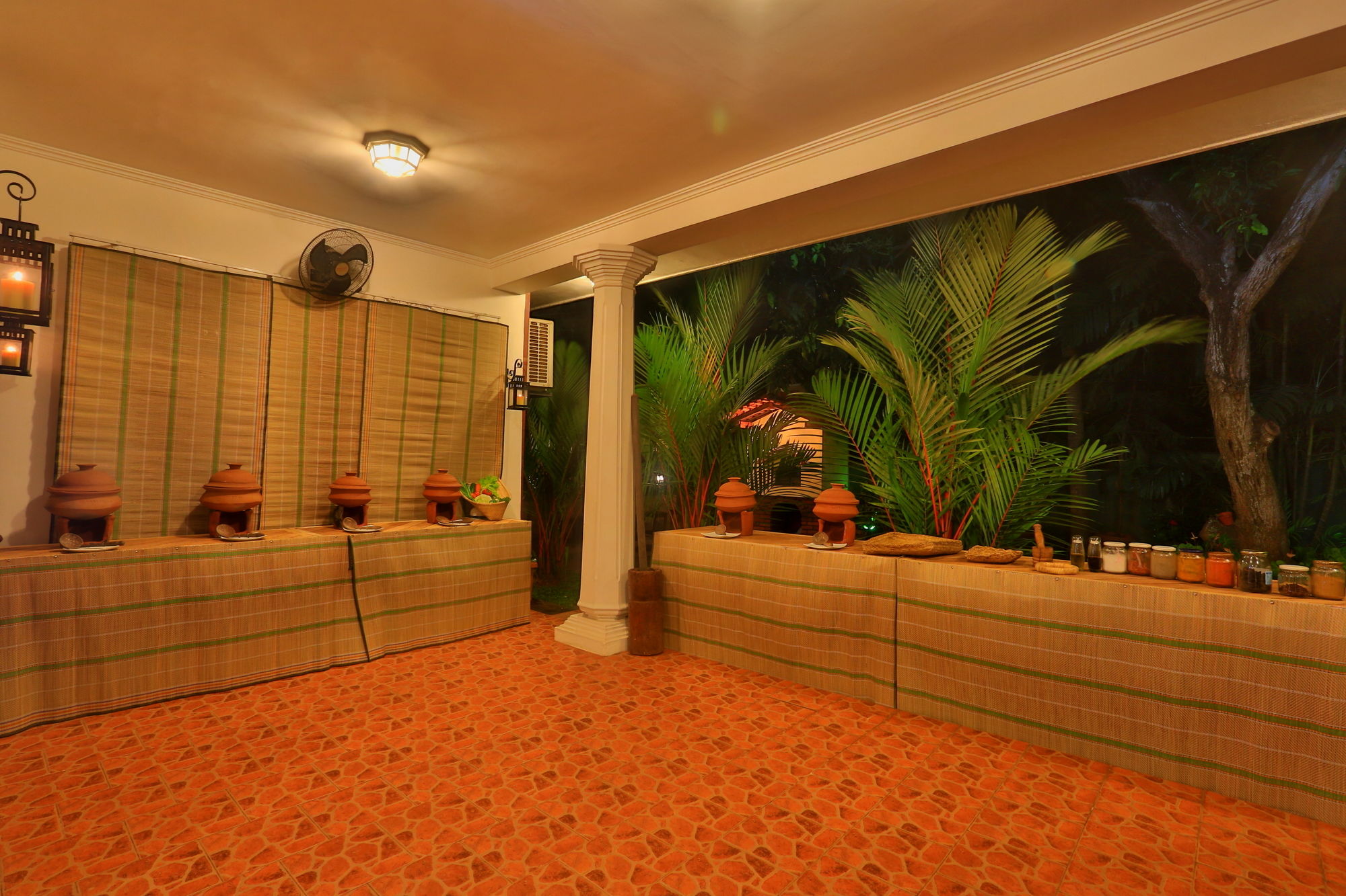 Фото Emel Boutique Hotel