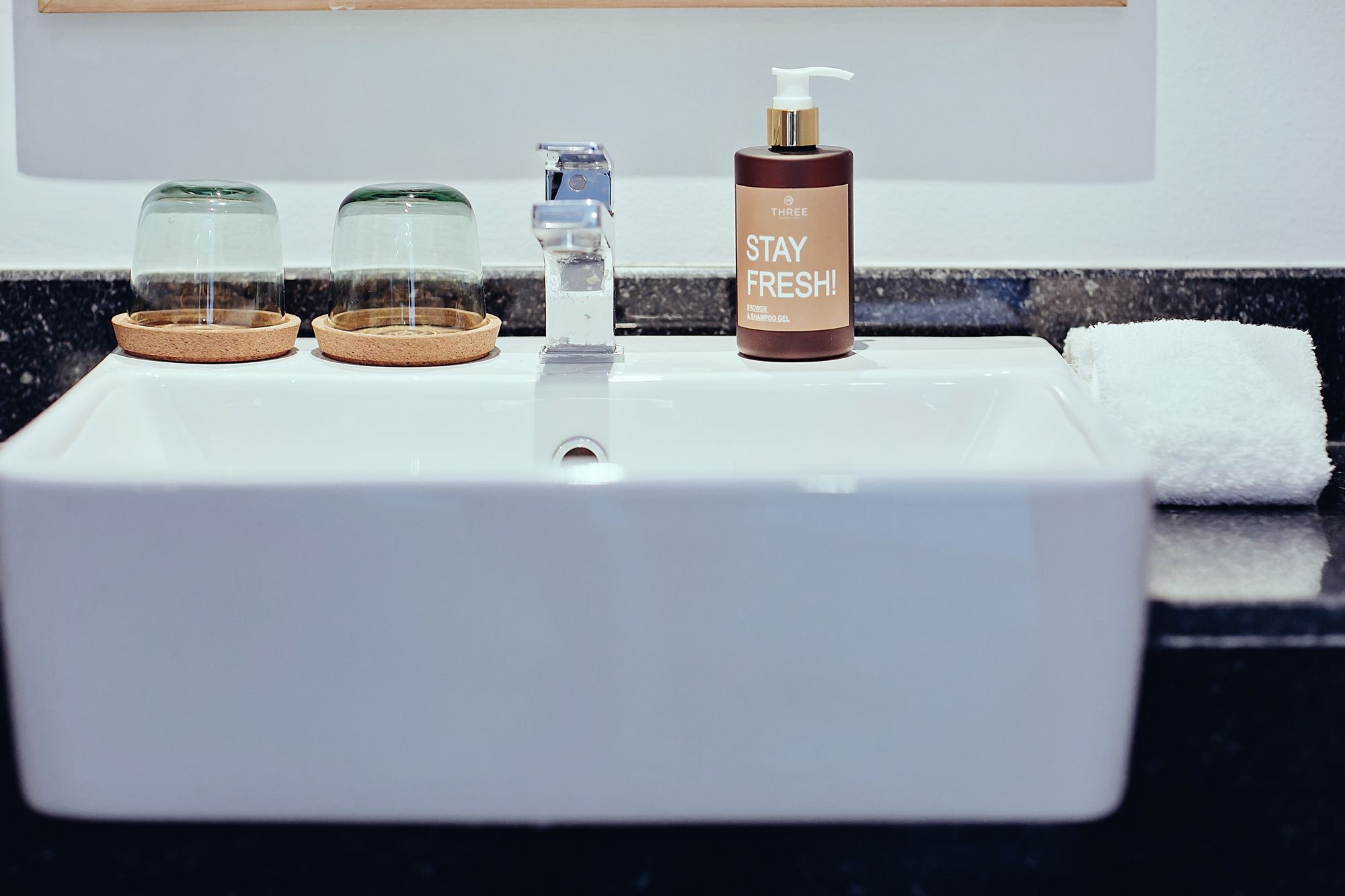 Фото Three Sukhumvit Hotel