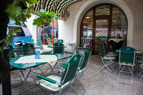 Гостиница Hotel Kastanienhof в Эрдинге