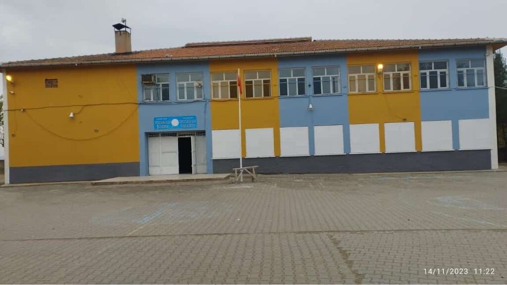 Primary school Yukaridarlı Primary School, Bismil, photo