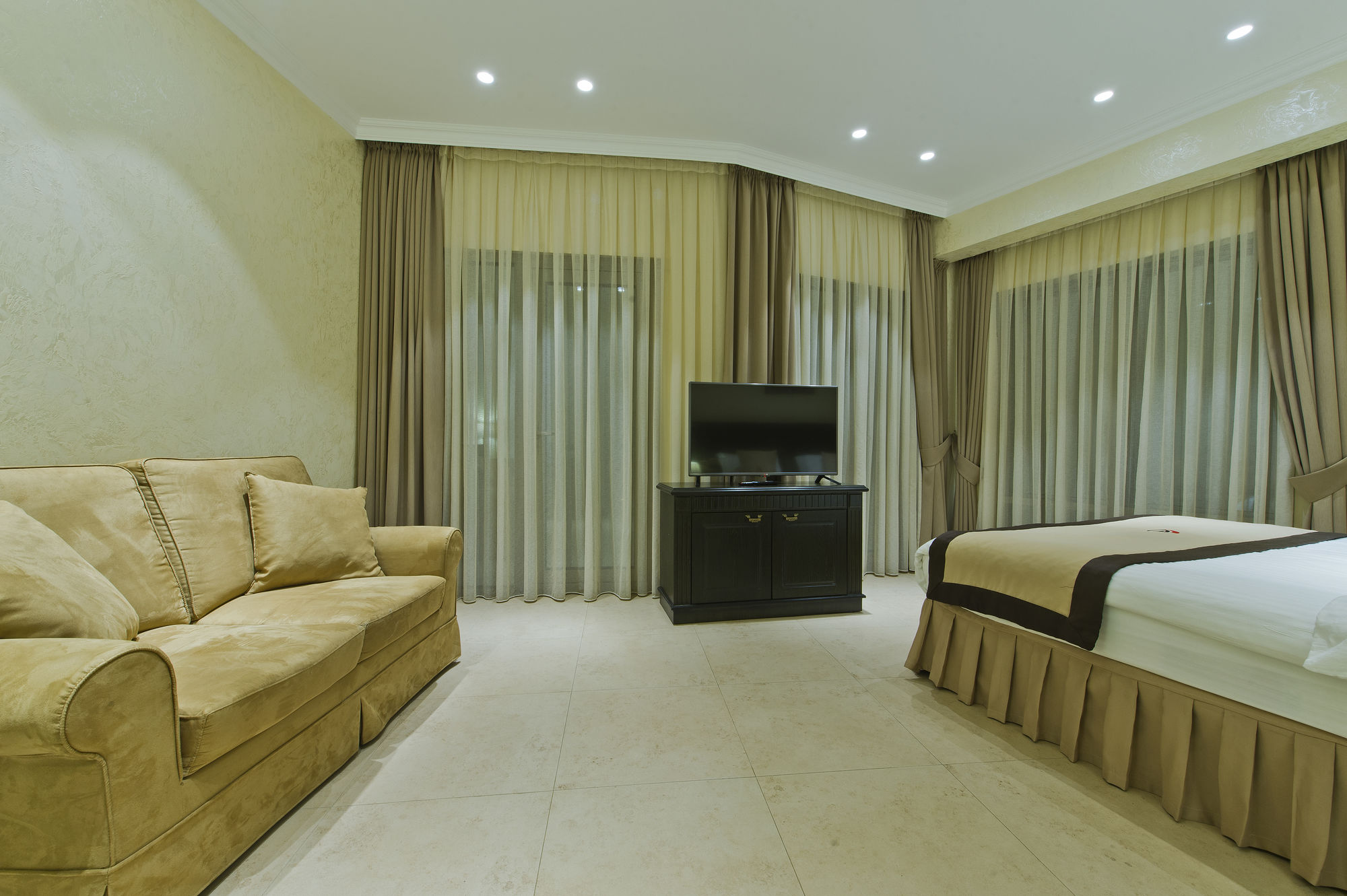 Фото Colosseum Marina