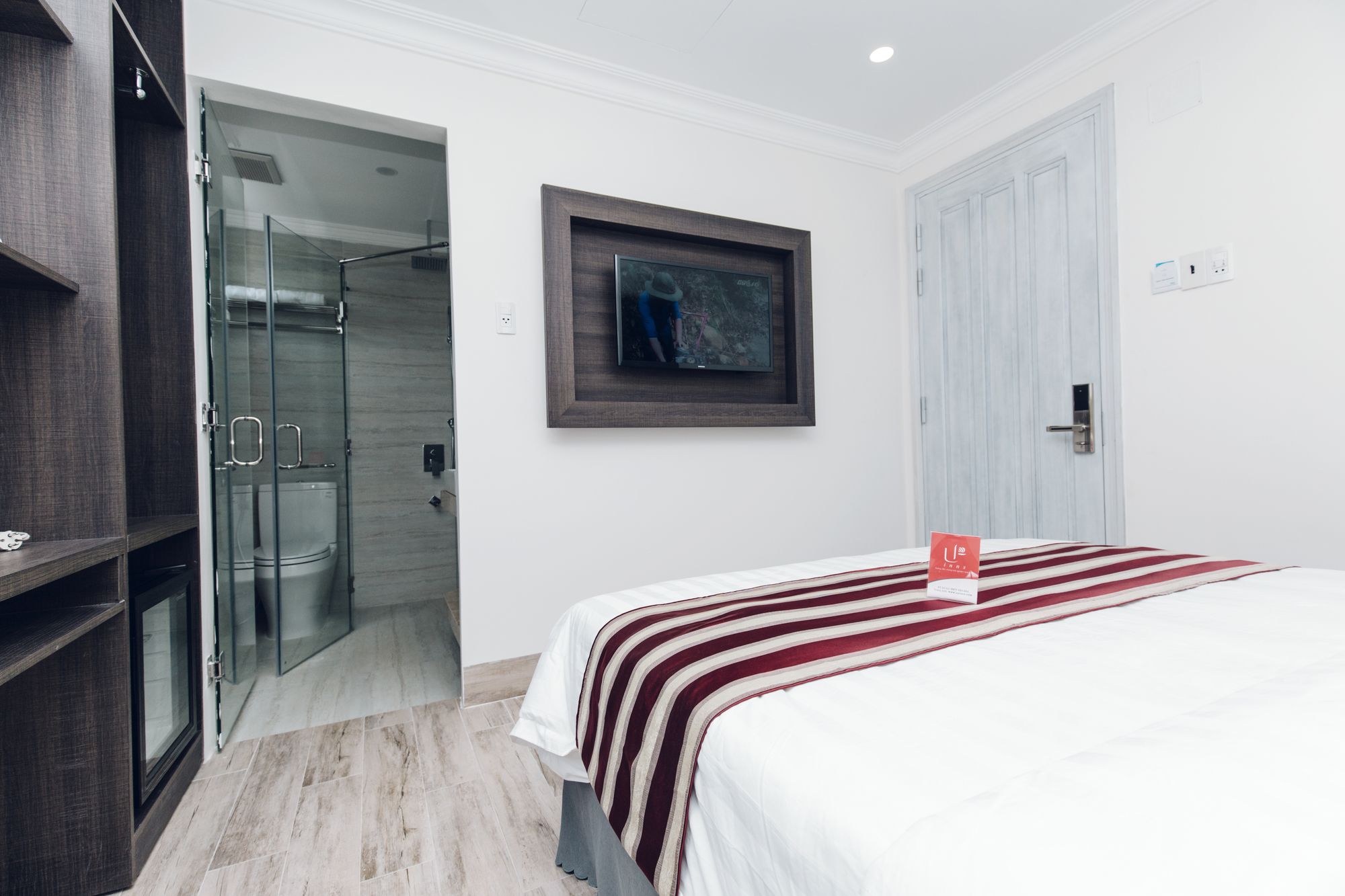 Фото Seven Seas Hotel and Apartment