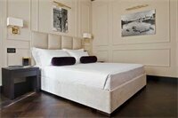 Гостиница Be One Art And Luxury Home во Флоренции