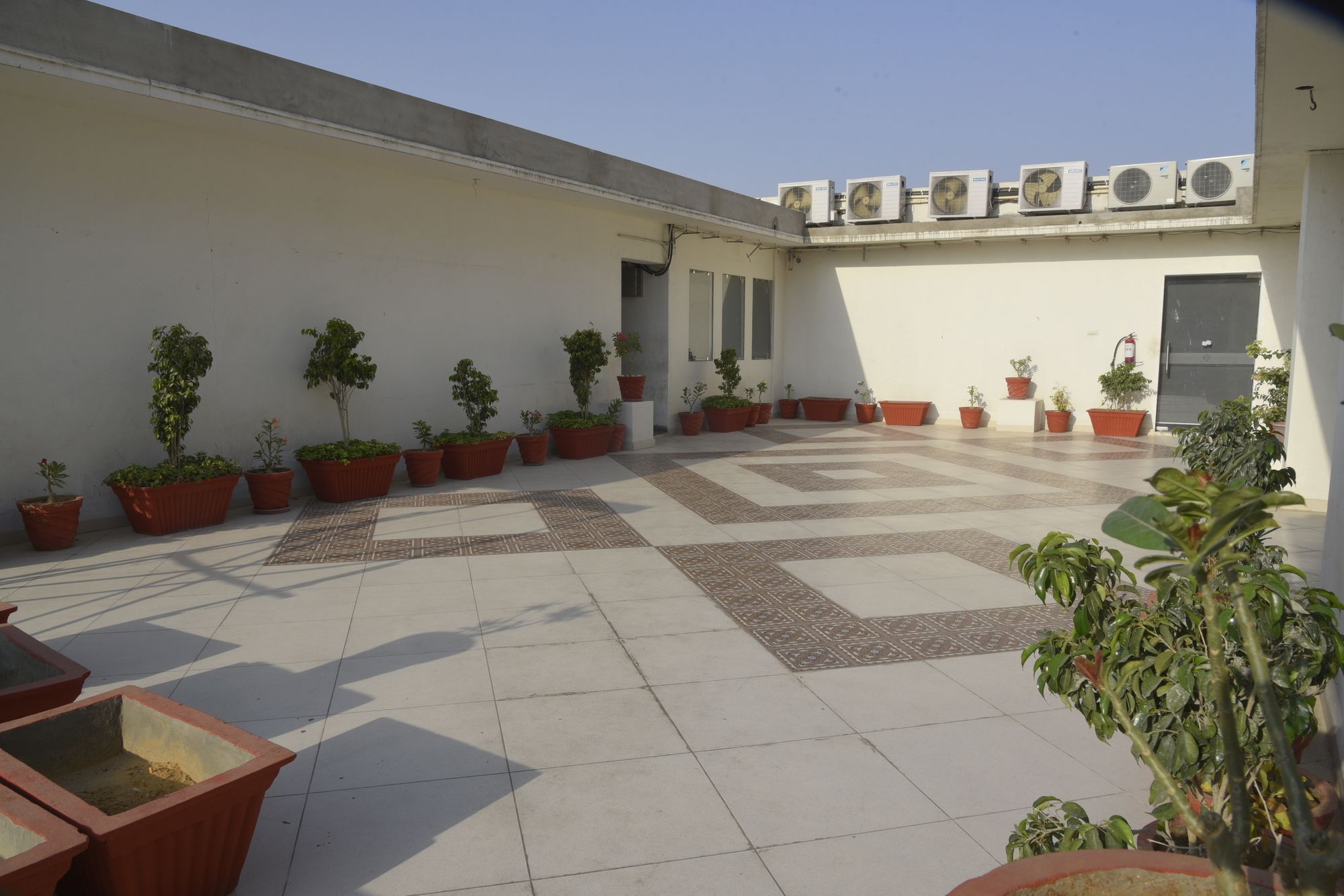 Фото Hotel Gandharva - A Green Hotel