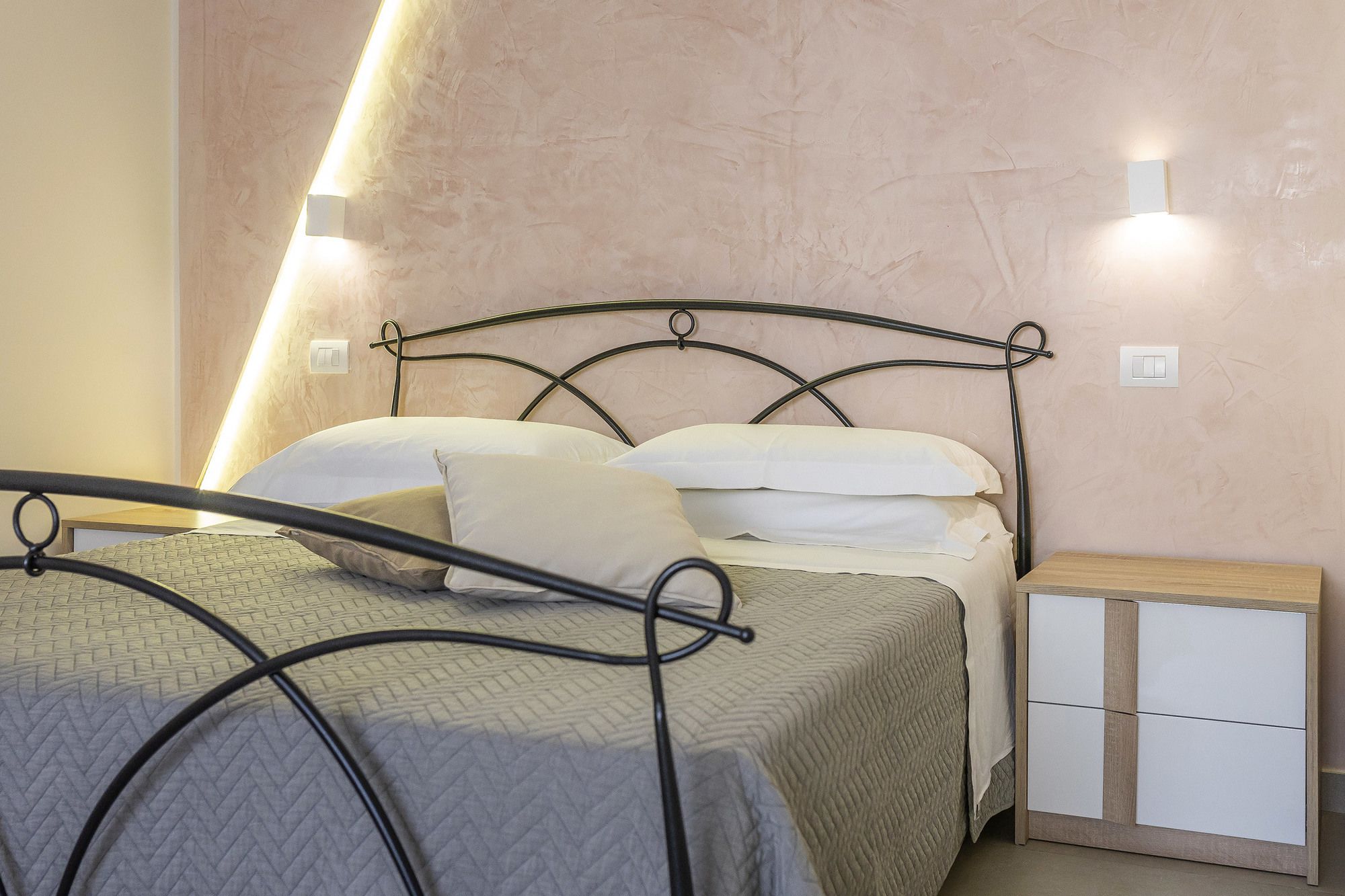 Фото ViaMonti Hotel