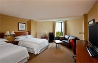 Фото Four Points by Sheraton Richmond