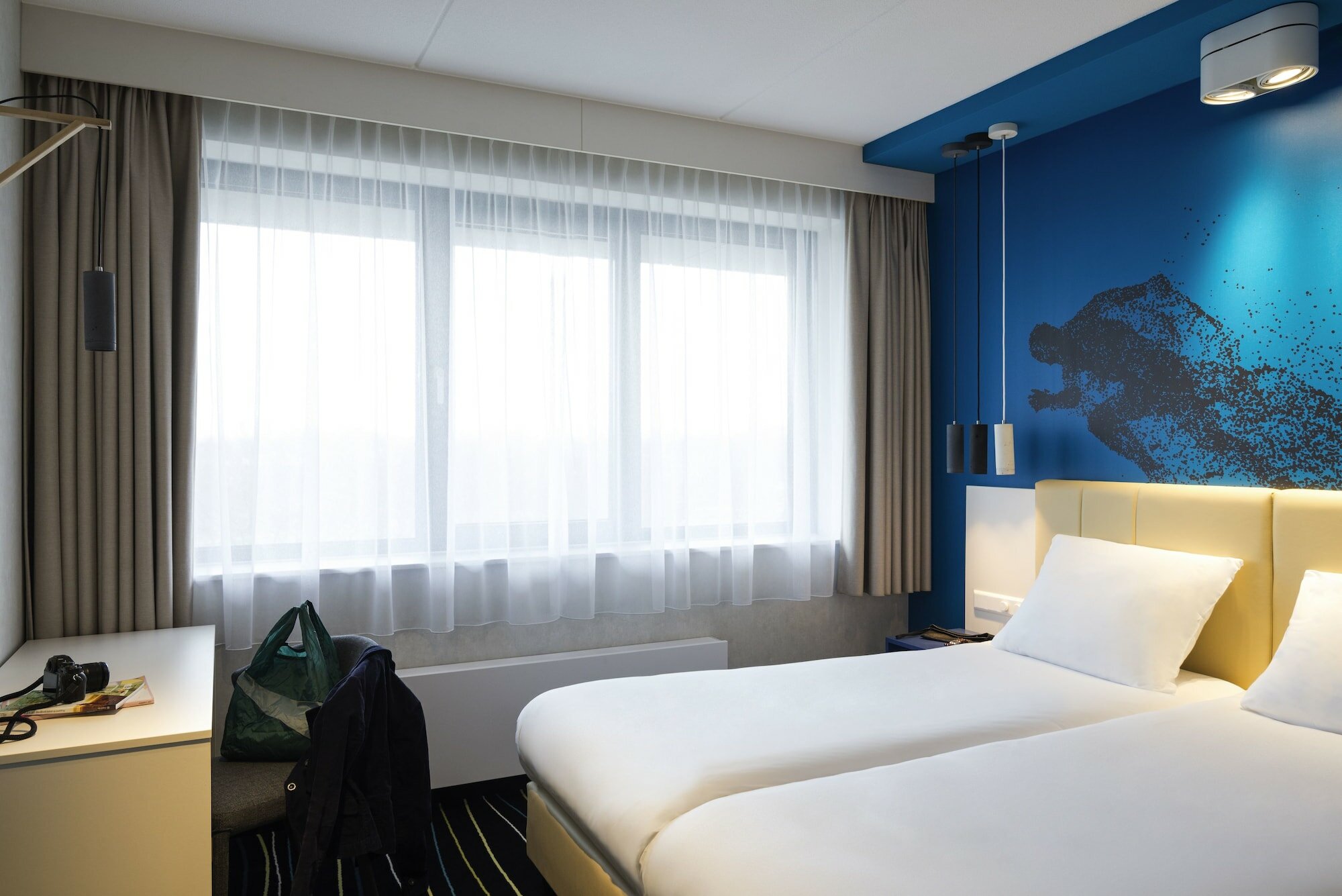 Фото отеля 2