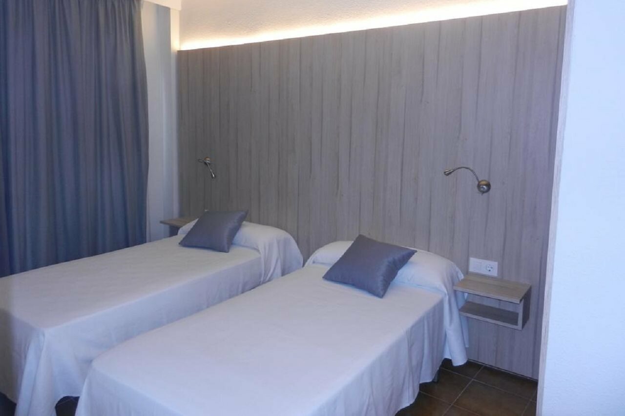 Фото Aparthotel GHT Tossa Park