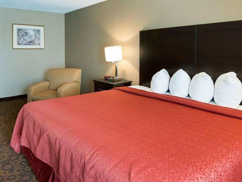 Фото Quality Inn Magnolia