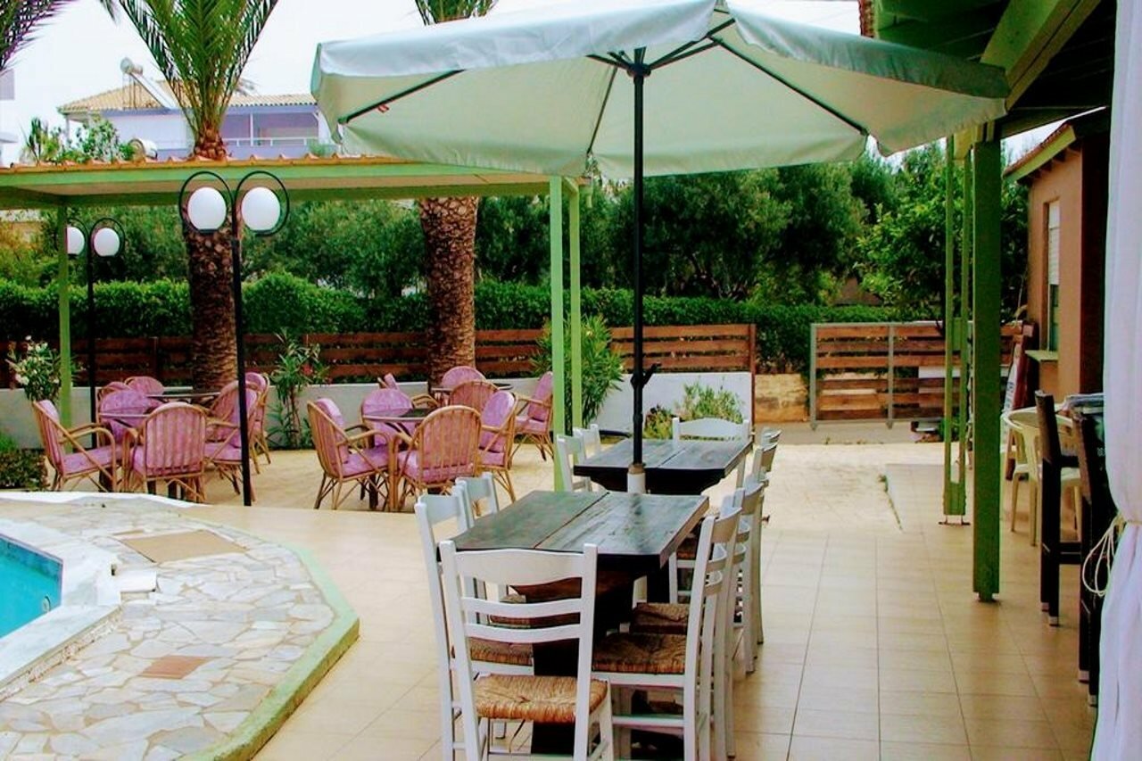 Фото Ambrosia Hotel