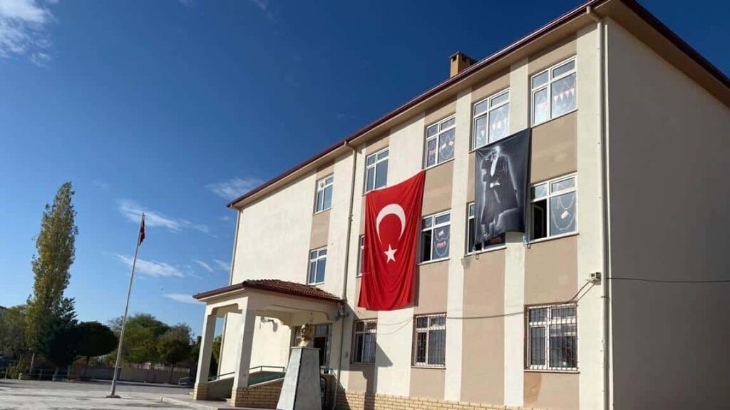 School Akcakent Housing Estates Secondary School, Aksaray, photo